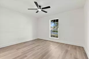 904 Dayton Rd, Mansfield, TX 76063 - Photo 13
