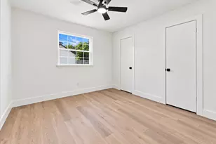904 Dayton Rd, Mansfield, TX 76063 - Photo 17