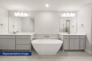 12739 Rutland Dr, Farmers Branch, TX 75234 - Photo 9