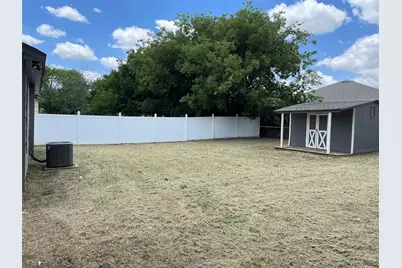 2457 Sweetwood Drive, Fort Worth, TX 76131 - Photo 17