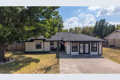 416 Ferenz Avenue, Crowley, TX 76036 - Photo 37