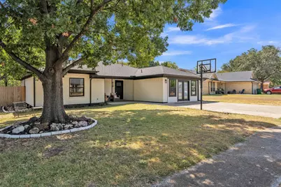 416 Ferenz Avenue, Crowley, TX 76036 - Photo 9