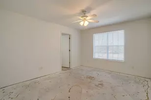122 Blue Castle Ct, Weatherford, TX 76088 - Photo 19