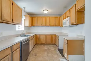 122 Blue Castle Ct, Weatherford, TX 76088 - Photo 13