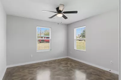 612 W Coffin Street, Denison, TX 75020 - Photo 13