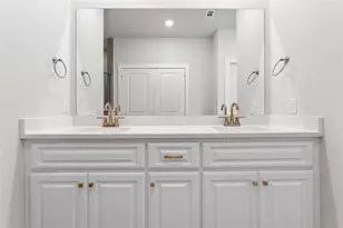 2616 La Cala Dr, Grand Prairie, TX 75054 - Photo 19