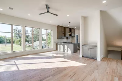 2820 Weisenberger Street #104, Fort Worth, TX 76107 - Photo 3