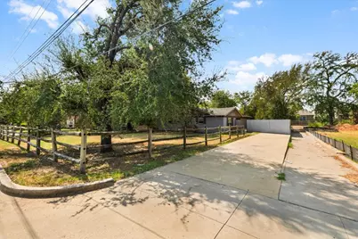 6817 Simmons Road, North Richland Hills, TX 76182 - Photo 3