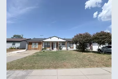 701 Sweetbriar, Lewisville, TX 75067 - Photo 3