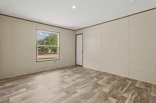 106 Summers Cir, Azle, TX 76020 - Photo 17