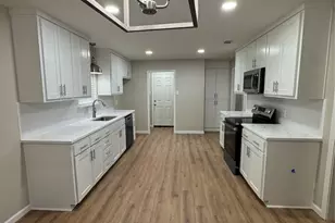 614 W Woodard St, Denison, TX 75020 - Photo 5