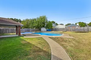 609 Ruth Dr, Kennedale, TX 76060 - Photo 35