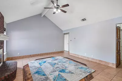 609 Ruth Drive, Kennedale, TX 76060 - Photo 5