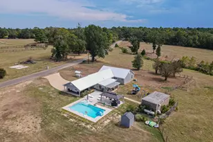 2162 Blackburn Rd, Diana, TX 75640 - Photo 31