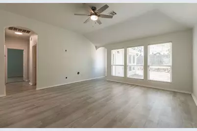 912 Hidden Oaks Drive, Burleson, TX 76028 - Photo 7