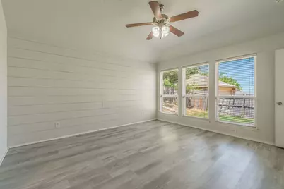 912 Hidden Oaks Drive, Burleson, TX 76028 - Photo 11