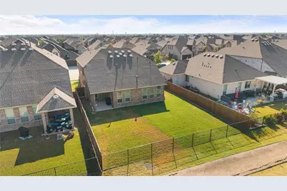 2805 Lakeside Drive, Aubrey, TX 76227 - Photo 23