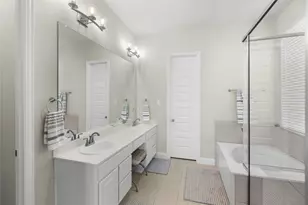 2805 Lakeside Dr, Aubrey, TX 76227 - Photo 11