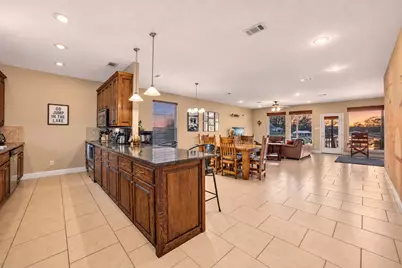 182 Oak Hills Drive, Mabank, TX 75156 - Photo 5