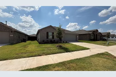 1033 Foxburg Drive, Fort Worth, TX 76179 - Photo 3