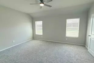 1033 Foxburg Dr, Fort Worth, TX 76179 - Photo 9