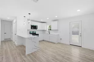 1504 Daniel Dr, Arlington, TX 76010 - Photo 3
