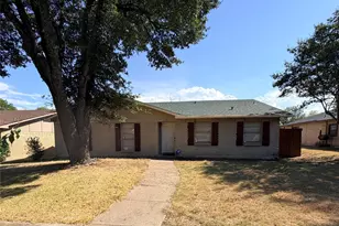7116 Chinaberry Rd, Dallas, TX 75249 - Photo 1