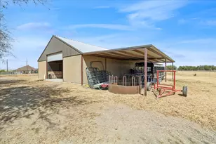 12953 Flow Rd, Krum, TX 76249 - Photo 25