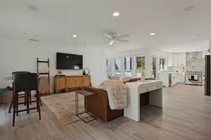 3811 Eaton Dr, Dallas, TX 75220 - Photo 3