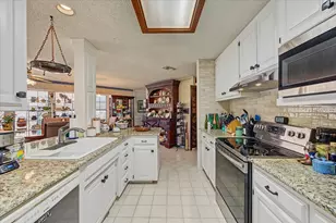 1300 Oak Harbor Blvd, Azle, TX 76020 - Photo 15