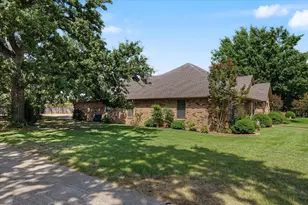 1300 Oak Harbor Blvd, Azle, TX 76020 - Photo 31