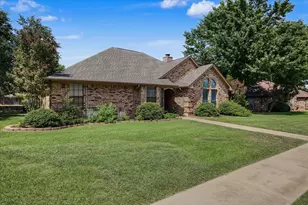 1300 Oak Harbor Blvd, Azle, TX 76020 - Photo 35