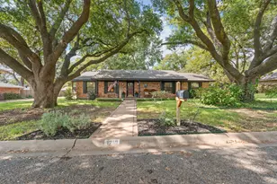 1210 Glenhaven Dr, Cleburne, TX 76033 - Photo 1