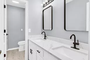 2615 Dove Creek Ln, Carrollton, TX 75006 - Photo 29