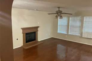 1340 Lake Grove Ln, DeSoto, TX 75115 - Photo 5