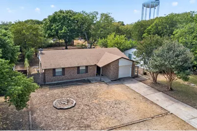 346 Linkcrest Drive, Duncanville, TX 75137 - Photo 1