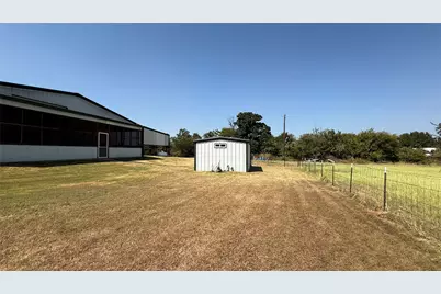 925 Jennings Lane, Azle, TX 76020 - Photo 13