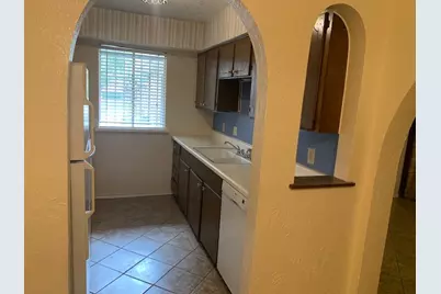 1221 Willow Wood Court, Irving, TX 75060 - Photo 7