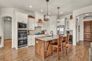 3601 Farm Land Ct, Granbury, TX 76048 - Photo 7