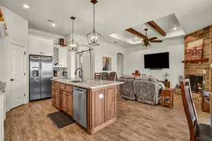 3601 Farm Land Ct, Granbury, TX 76048 - Photo 9