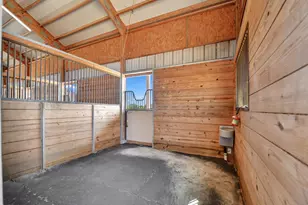 3601 Farm Land Ct, Granbury, TX 76048 - Photo 25