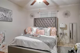 8678 Holly St, Frisco, TX 75034 - Photo 3