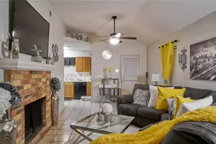 8678 Holly St, Frisco, TX 75034 - Photo 5