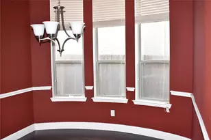 1009 Olivia Dr, Lewisville, TX 75067 - Photo 5