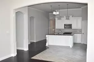 1009 Olivia Dr, Lewisville, TX 75067 - Photo 9
