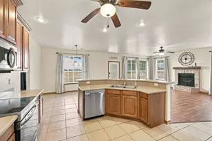 1865 Old Maypearl Rd, Waxahachie, TX 75167 - Photo 13