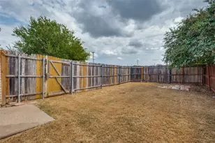518 Monarch Dr, Lancaster, TX 75146 - Photo 23
