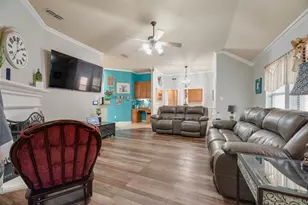 9032 Racquet Club Dr, Fort Worth, TX 76120 - Photo 5