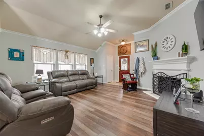 9032 Racquet Club Drive, Fort Worth, TX 76120 - Photo 3