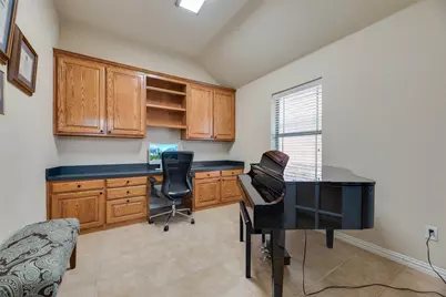 9032 Racquet Club Drive, Fort Worth, TX 76120 - Photo 27